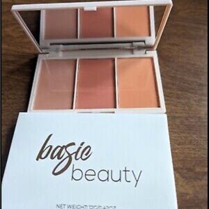 The Basic Beauty - The Tipsy Blush Trio